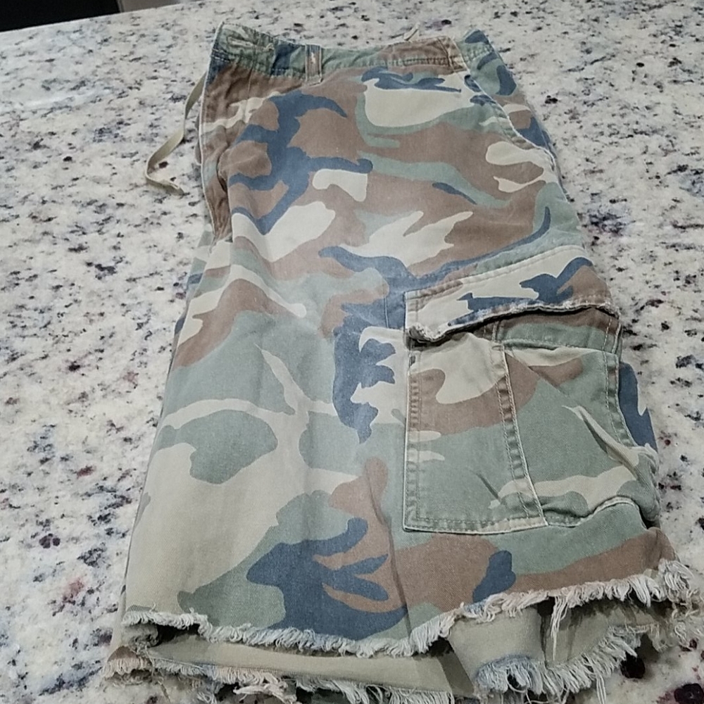 Cargo shorts american eagle